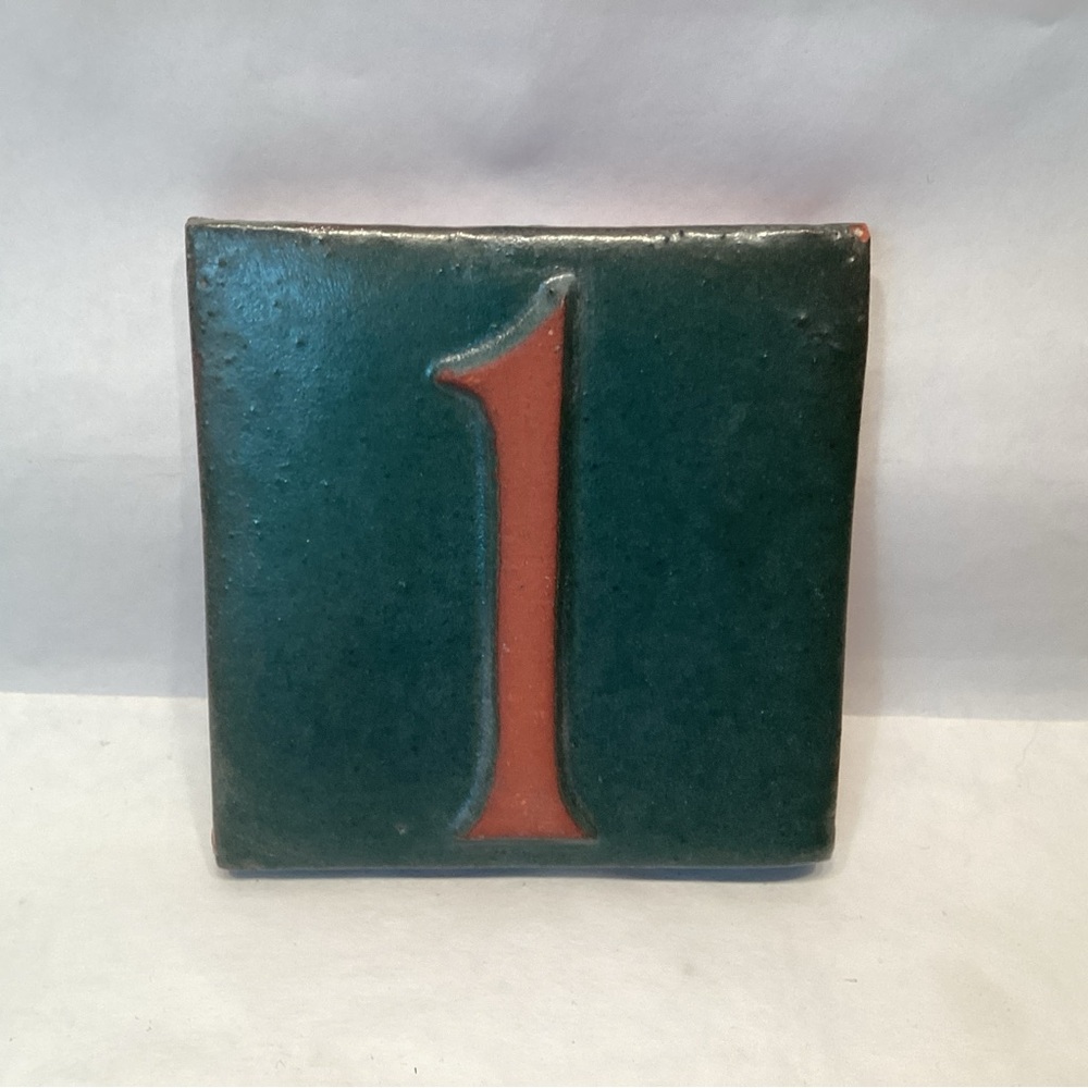 1980’s Mercer Tile Works #1 Tile Green Underglaze 4” X 4” House Number ONE (A)